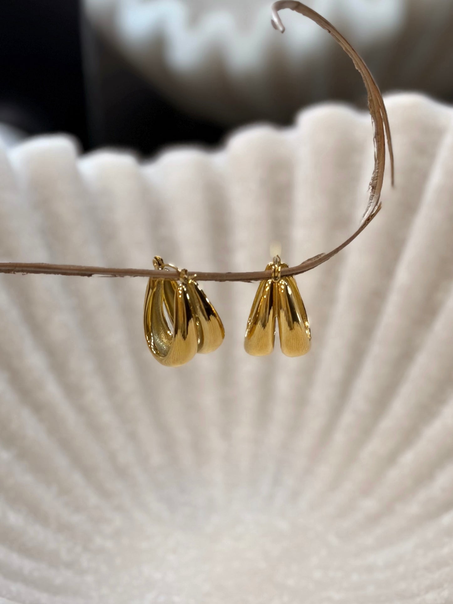 Elara Earrings